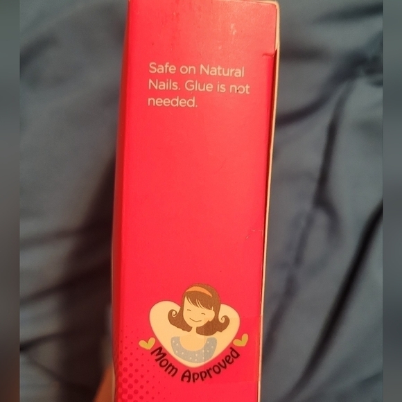 Broadway Nails Create a Nail Art Kit - Picture 3 of 4